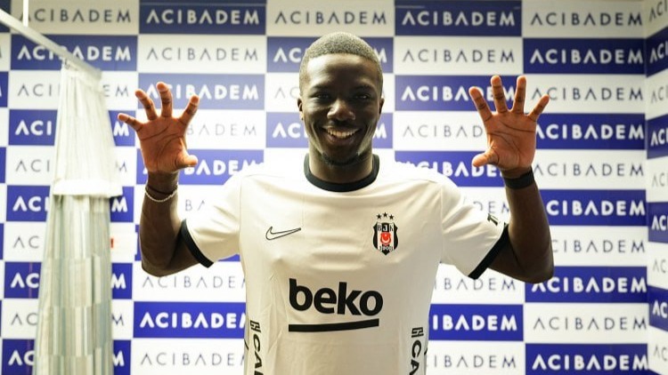 Fransa millisinin müdafiəçisi &ldquo;Beşiktaş&rdquo;da