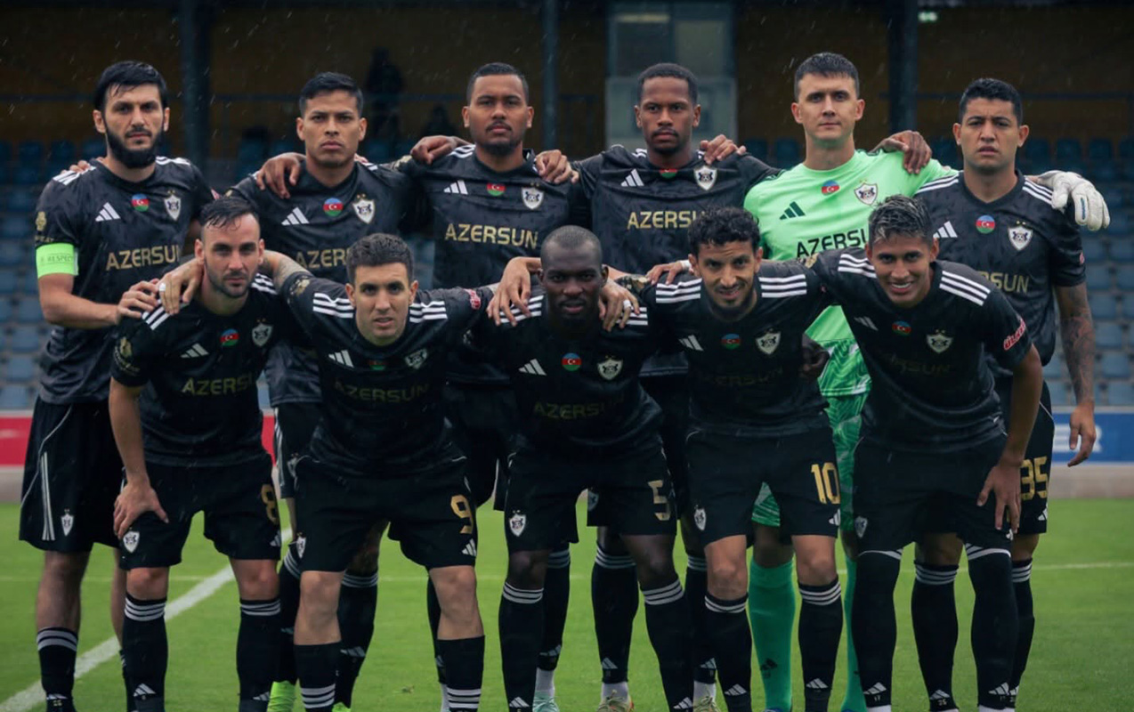 "iTicket" &ldquo;Qarabağ&rdquo;ın oyununa görə azarkeşlərdən ÜZR İSTƏDİ - FOTO
