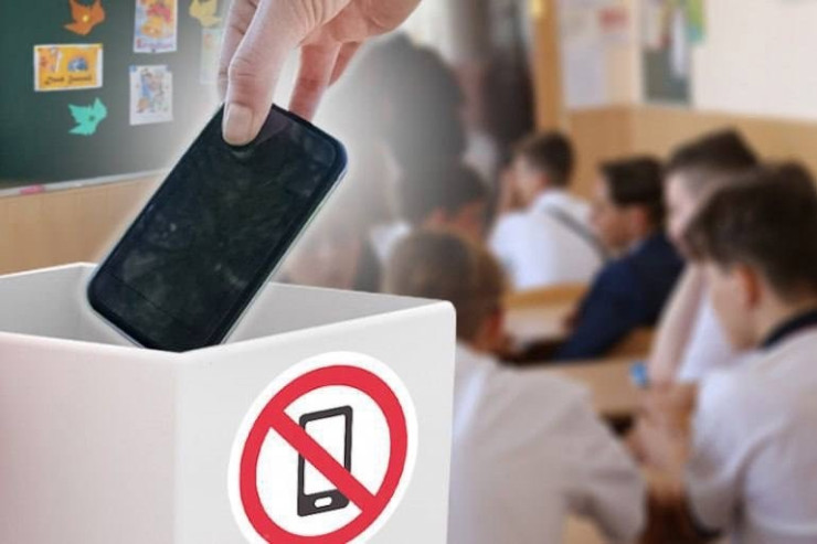 Daha bir ölkə məktəbində telefon QADAĞASI