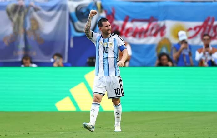 Messi dünya çempionatında rekorda imza atıb