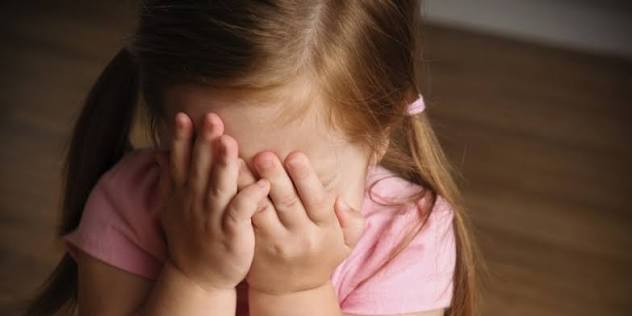 5 yaşlı qızın meyiti tapıldı: Şübhəli kimi anası axtarılır - FOTO