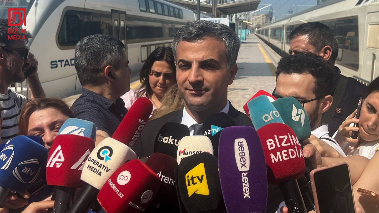 &ldquo;Bakı-Tbilisi-Bakı marşrutu üzrə gündüz reyslərinin açılması ilə bağlı işlər aparılmır&rdquo; &ndash; Azər Fərəcov