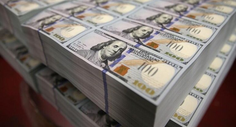 "250 milyard dollar var, amma xərcləyə bilmirik" "250 milyard dollar var, amma xərcləyə bilmirik"