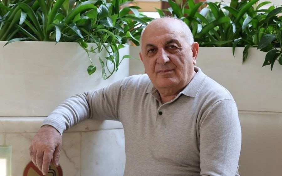 Ermənistanda qəzet redaktorunun evində axtarış aparıldı