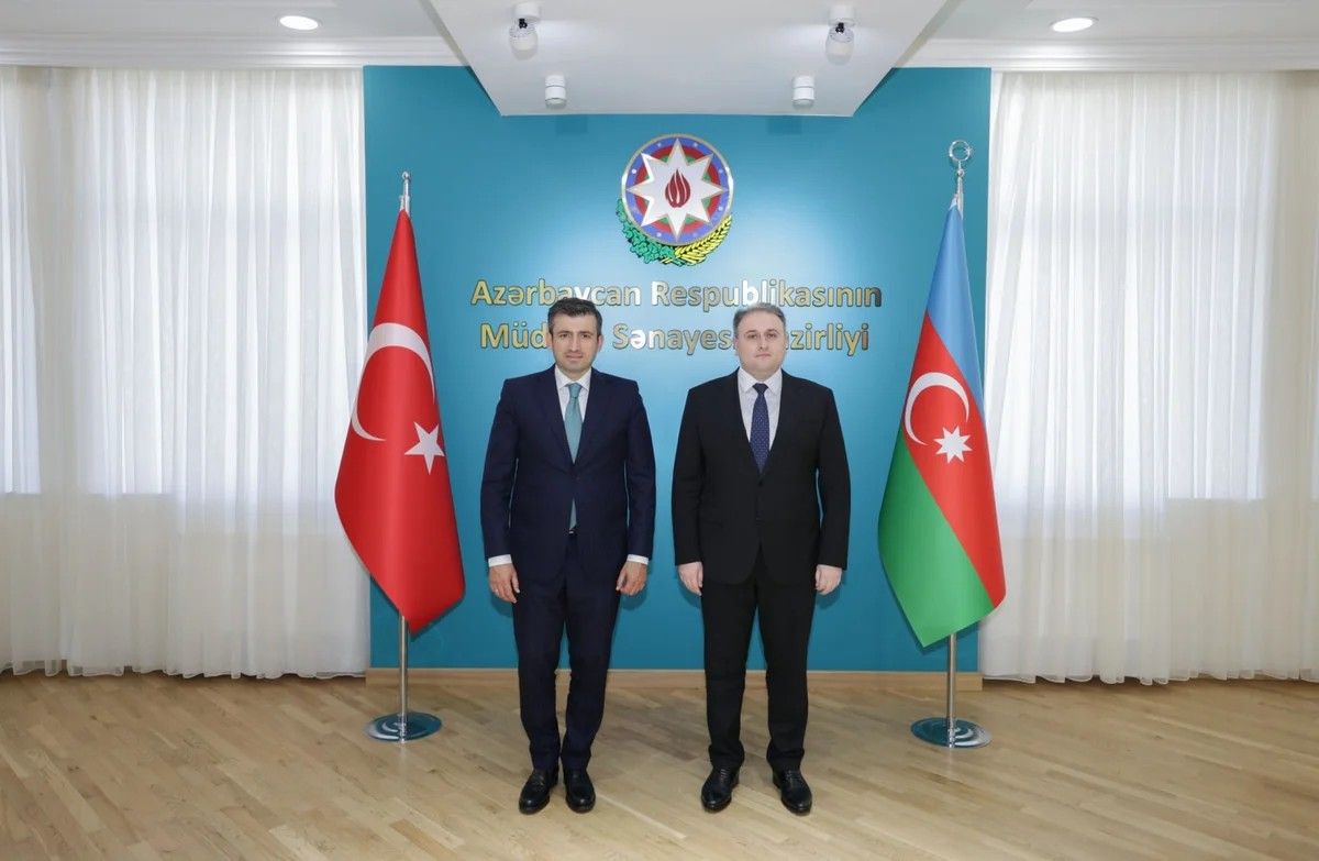 Səlcuq Bayraktar Bakıda Müdafiə Sənayesi naziri ilə GÖRÜŞDÜ - FOTO
