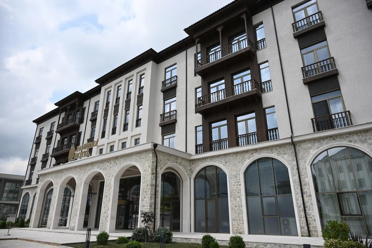 Yeni hoteldə 45 nəfərə iş veriləcək - 20-si Qarabağ sakinidir - FOTO