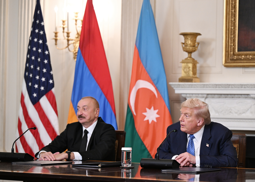 İlham Əliyev: &ldquo;Tramp sülhsevər və sülhü gətirə biləcək insandır&rdquo;