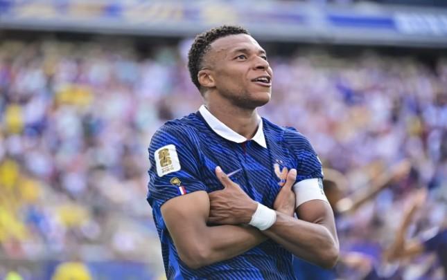 Fransa azarkeşləri ŞOKDA: Mbappe zədədən tam sağalmayıb Fransa azarkeşləri ŞOKDA: Mbappe zədədən tam sağalmayıb
