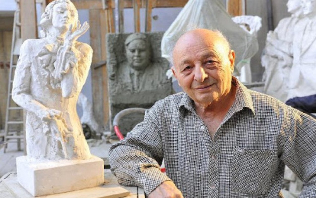 Səhhəti yaxşılaşan Ömər Eldarov Mehriban xanıma TƏŞƏKKÜR ETDİ Səhhəti yaxşılaşan Ömər Eldarov Mehriban xanıma TƏŞƏKKÜR ETDİ