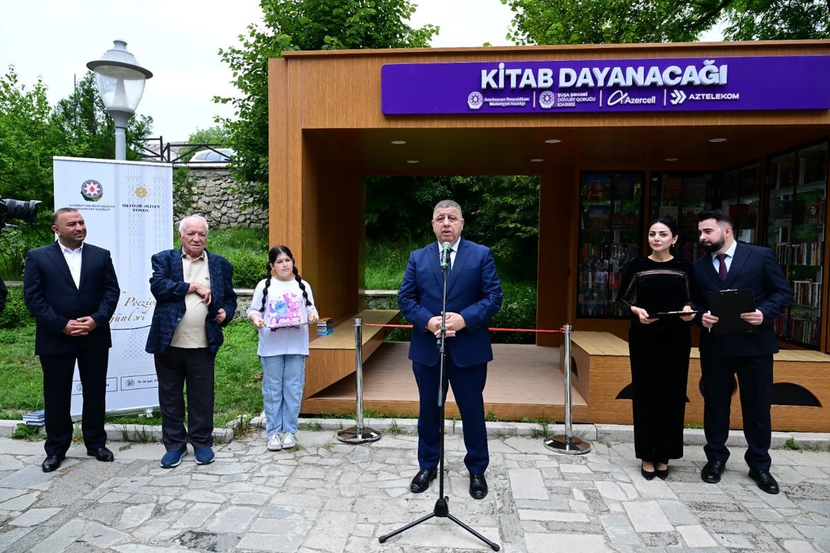 Şuşada "Kitab dayanacağı" istifadəyə verildi - FOTO Şuşada "Kitab dayanacağı" istifadəyə verildi - FOTO
