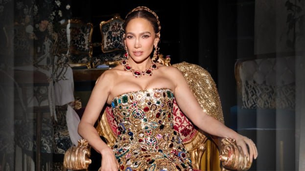Cennifer Lopez kişidə ən cazibədar xüsusiyyətin nə olduğunu açıqladı Cennifer Lopez kişidə ən cazibədar xüsusiyyətin nə olduğunu açıqladı