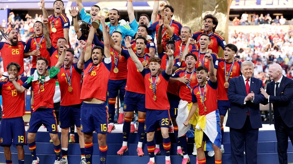 İspaniya dünya çempionu oldu, futbolçuların verdiyi maraqlı VƏDLƏR gündəmə gəldi İspaniya dünya çempionu oldu, futbolçuların verdiyi maraqlı VƏDLƏR gündəmə gəldi