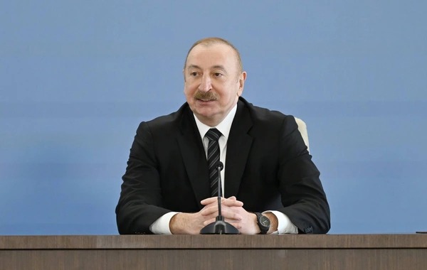 Prezident: “Azərbaycan yaşıl enerjisini də Avropa məkanına çatdırmaq əzmindədir” Prezident: “Azərbaycan yaşıl enerjisini də Avropa məkanına çatdırmaq əzmindədir”