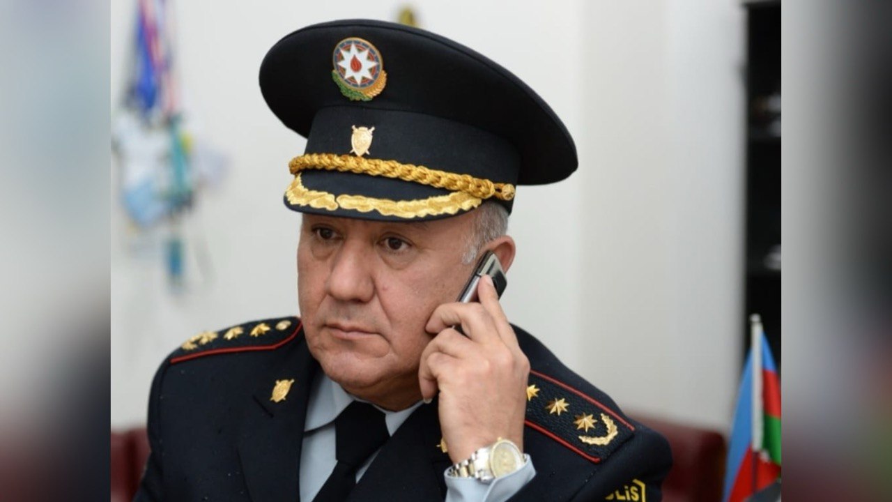 Vaqif Əsədov jurnalistləri belə təbrik etdi – FOTO Vaqif Əsədov jurnalistləri belə təbrik etdi – FOTO