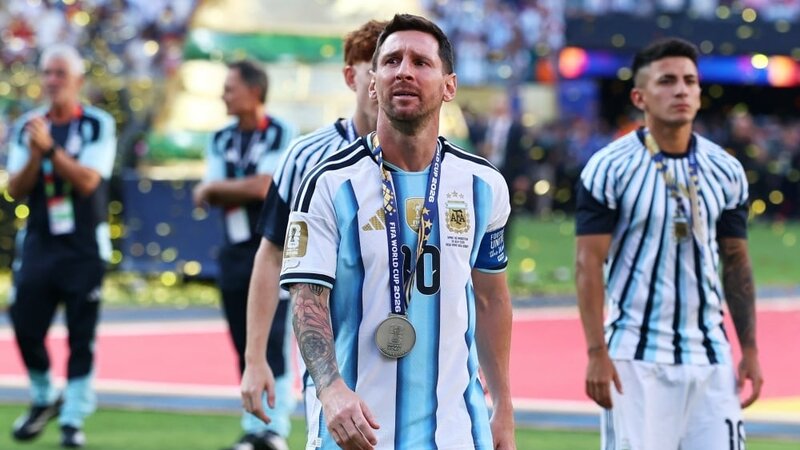 Messi dünya çempionatının ƏN YAXŞI oyunçusu seçildi Messi dünya çempionatının ƏN YAXŞI oyunçusu seçildi