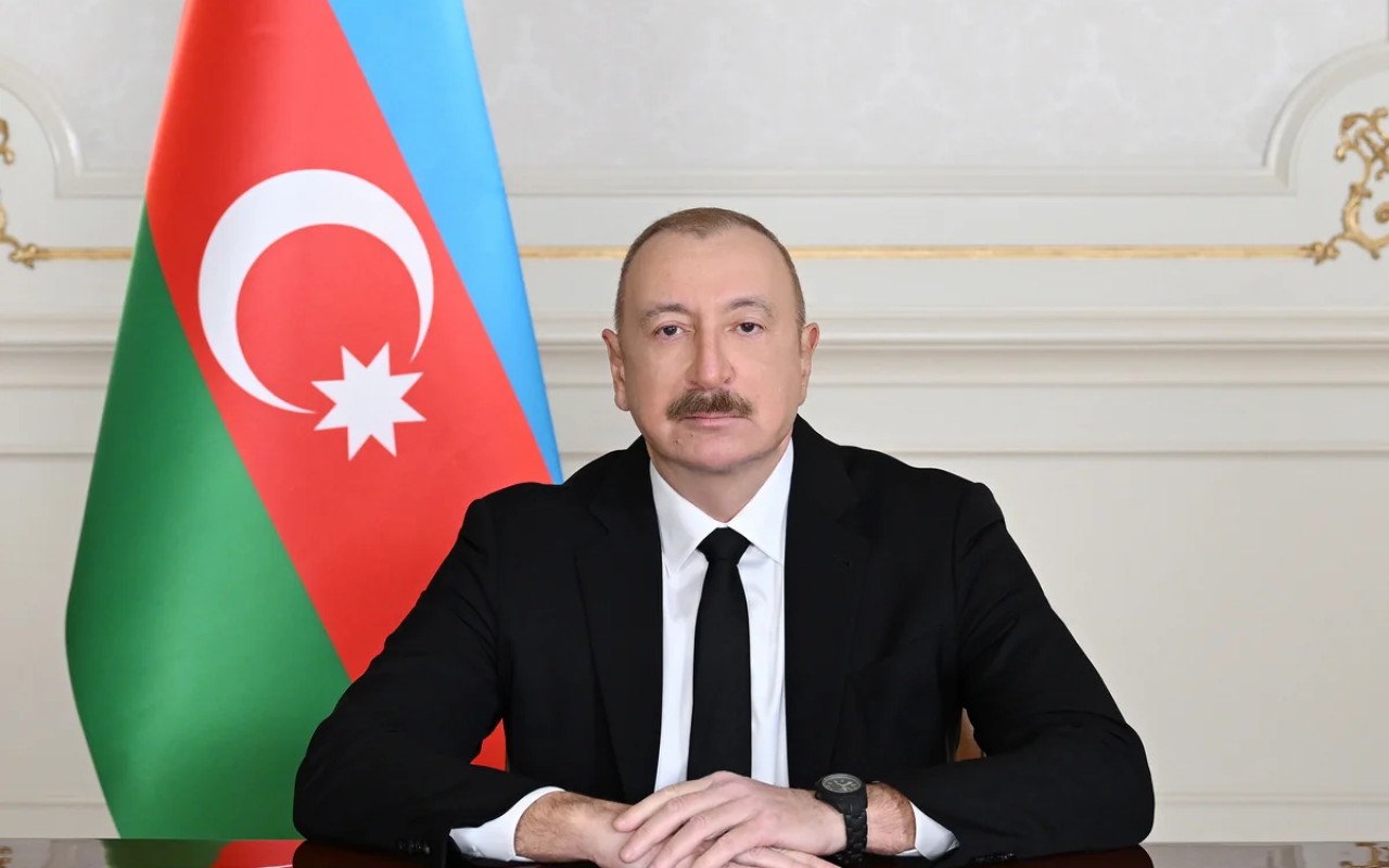 Prezident məcburi köçkünlərlə bağlı qanunlara dəyişiklikləri TƏSDİQLƏDİ