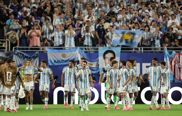 Argentinanın ən maraqlı adəti: Bir stəkandan çay içirlər