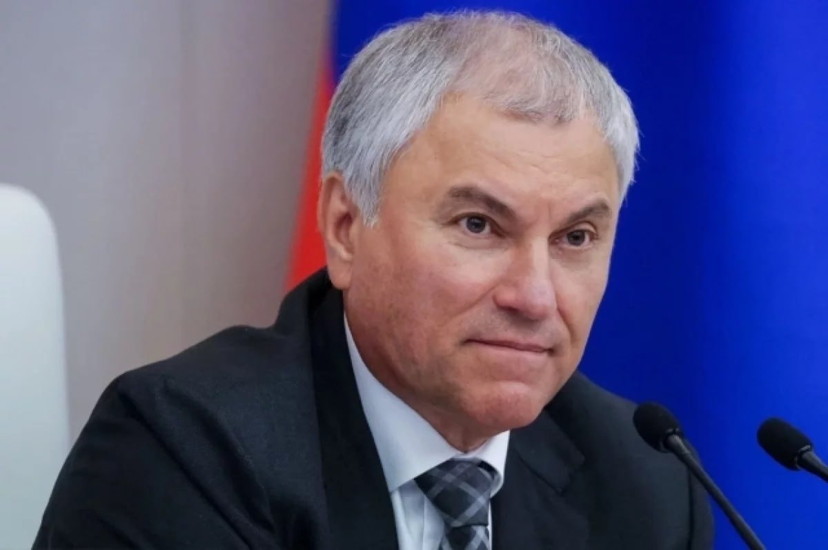 Volodin Dövlət Dumasında çıxışını üç sözlə bitirdi: "Rusiya, Putin, qələbə" - VİDEO