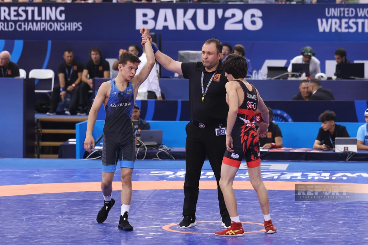 Azərbaycana ilk medalı güləşçi Ömər Salmanov qazandı