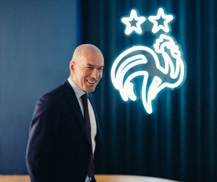 Zidan gəldi, Fransa millisinin loqosu dəyişdi - FOTO Zidan gəldi, Fransa millisinin loqosu dəyişdi - FOTO