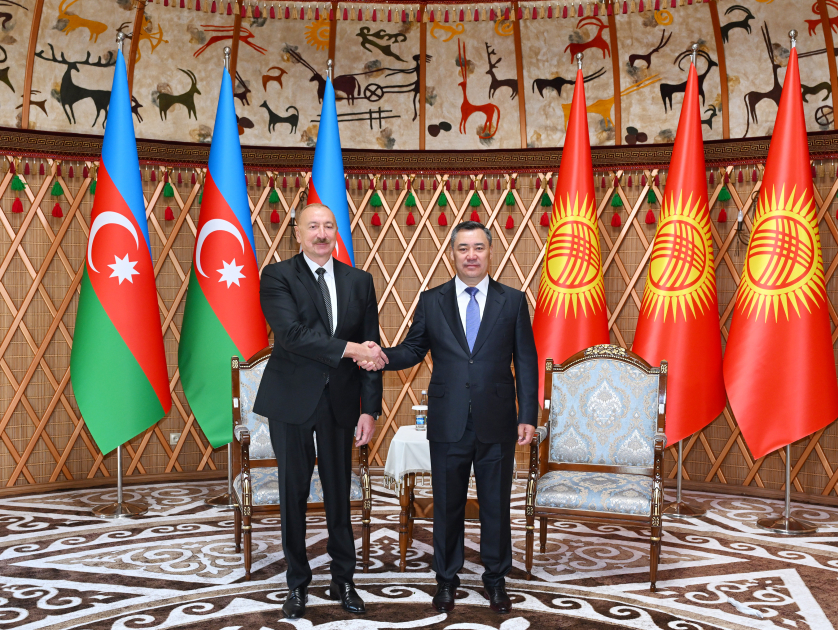 İlham Əliyev qırğız həmkarını Azərbaycana dövlət səfərinə DƏVƏT ETDİ