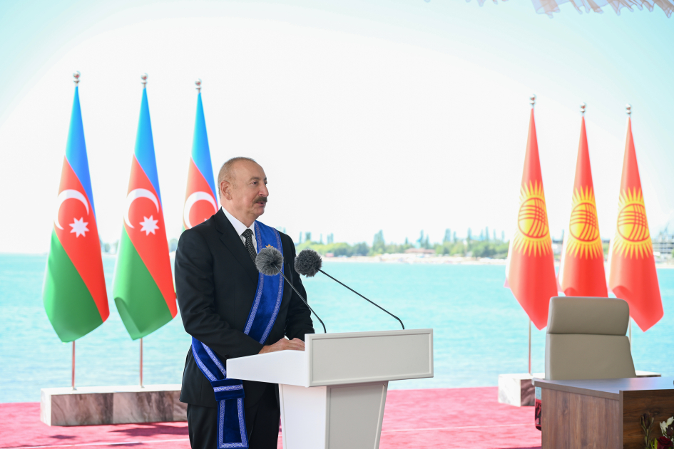 Prezidentlər mətbuata bəyanatlarla çıxış ediblər - FOTO