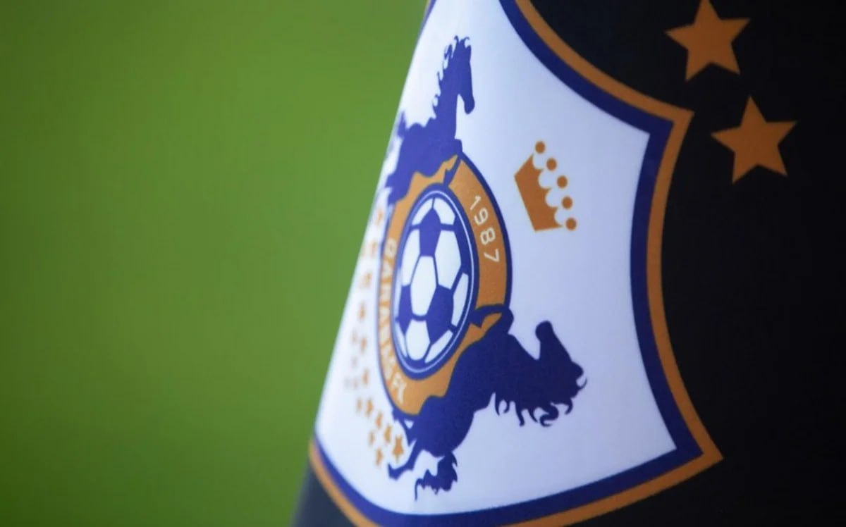 "Qarabağ" Pakistan millisinin kapitanını heyətinə qatdı - FOTO