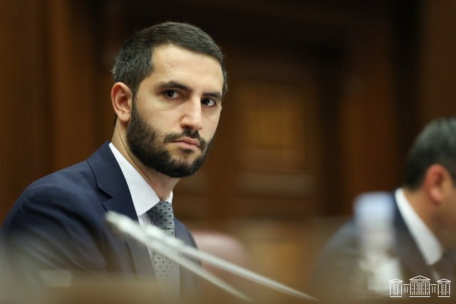 Ruben Rubinyan Ermənistan parlamentinin sədri seçildi