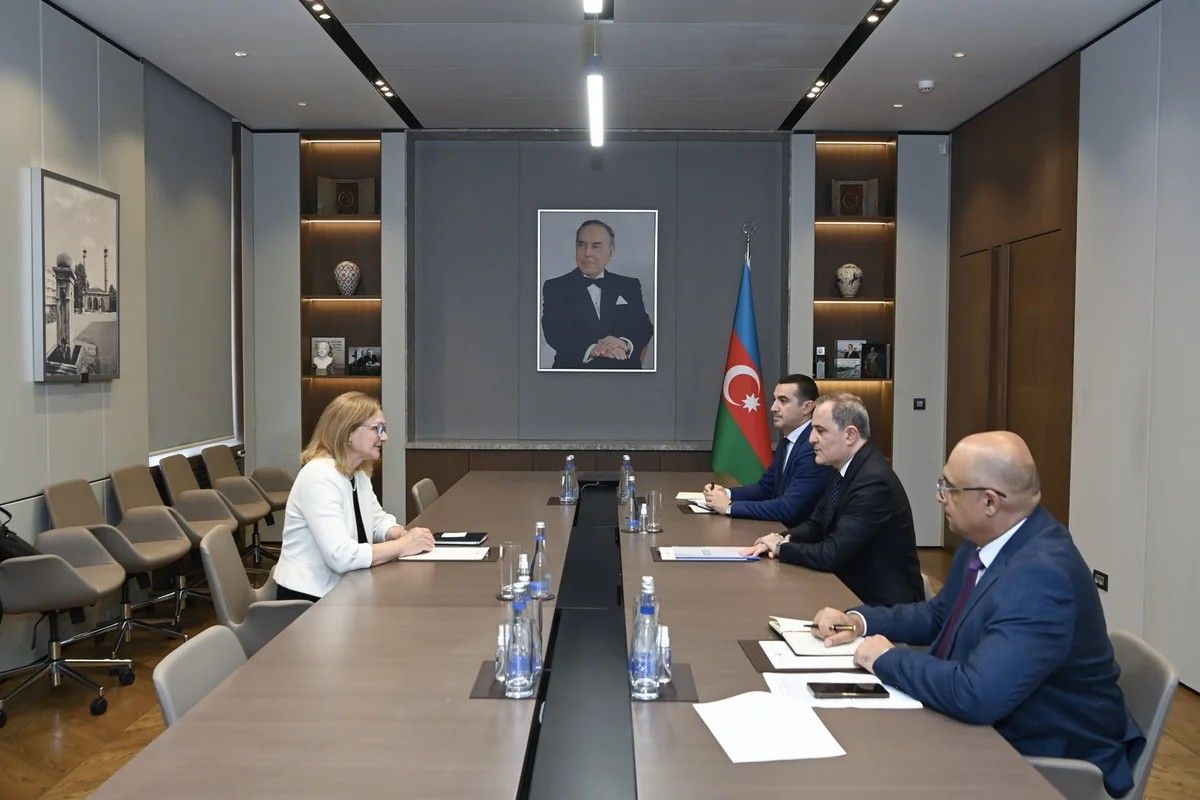 Ceyhun Bayramov Estoniyanın yeni təyin olunmuş səfirini qəbul etdi - FOTO Ceyhun Bayramov Estoniyanın yeni təyin olunmuş səfirini qəbul etdi - FOTO