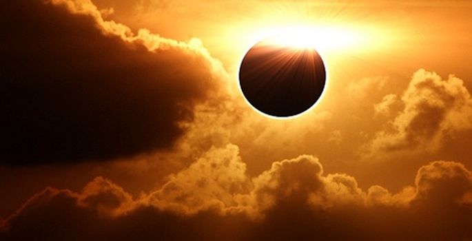 BU TARİXDƏ ilin son Günəş tutulması olacaq BU TARİXDƏ ilin son Günəş tutulması olacaq
