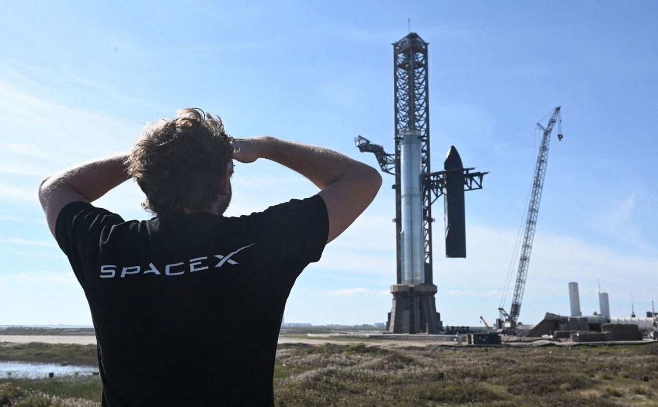 Mask: SpaceX gələcəkdə orbitə ildə 10 milyon tona qədər yük çatdırmağı planlaşdırır