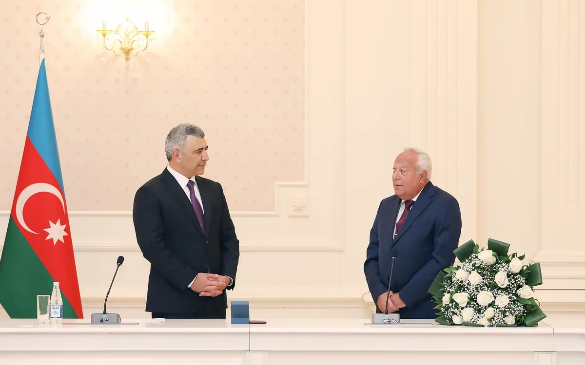 Ali Məhkəmənin hakimi təqaüdə göndərildi