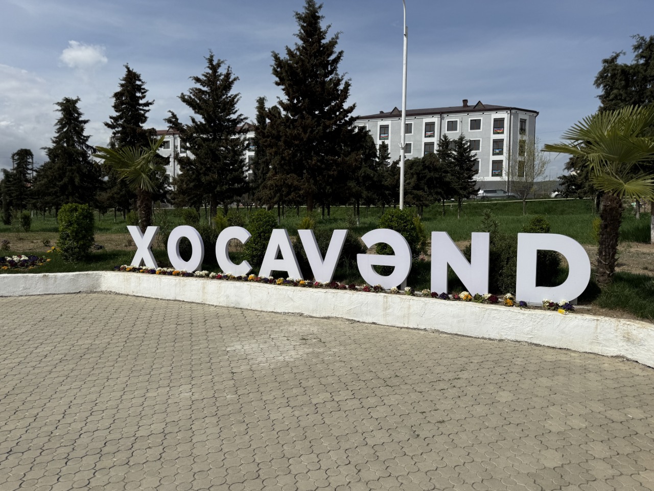 Xocavənd rayonuna daha 27 ailə yola salındı - FOTO Xocavənd rayonuna daha 27 ailə yola salındı - FOTO