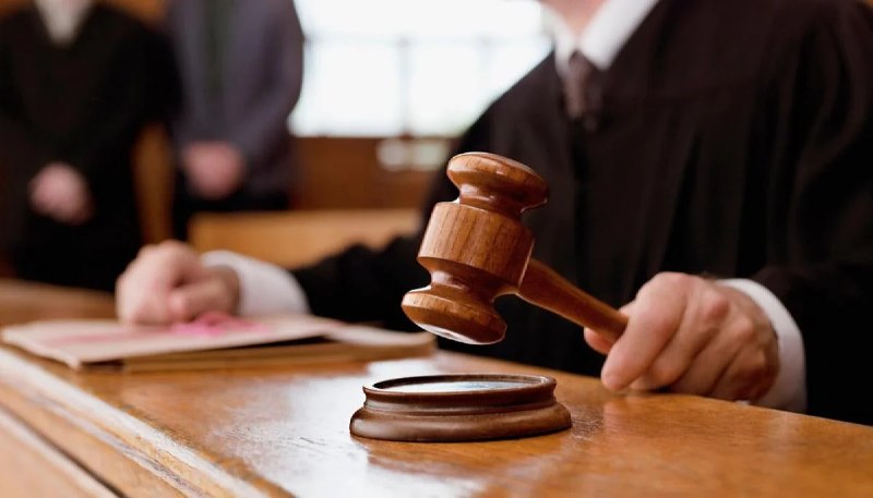 Keçmiş arvadına 14 bıçaq zərbəsi vuran şəxsə AĞIR CƏZA Keçmiş arvadına 14 bıçaq zərbəsi vuran şəxsə AĞIR CƏZA