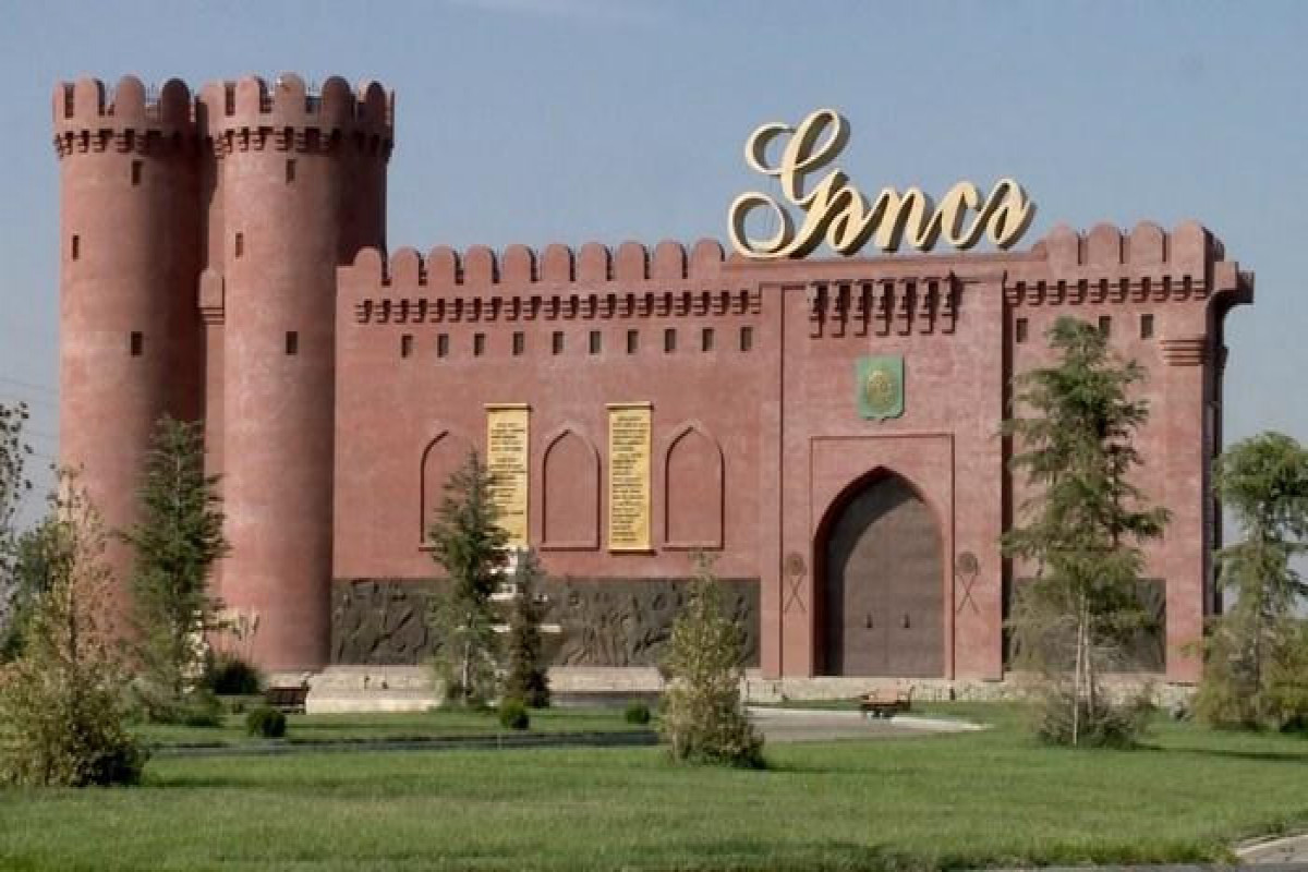 Gəncədə kütləvi dava: 1 ölü, 3 yaralı var Gəncədə kütləvi dava: 1 ölü, 3 yaralı var