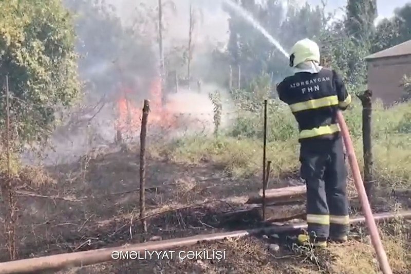 Bərdədə açıq sahədə yanğın &ndash;VİDEO
