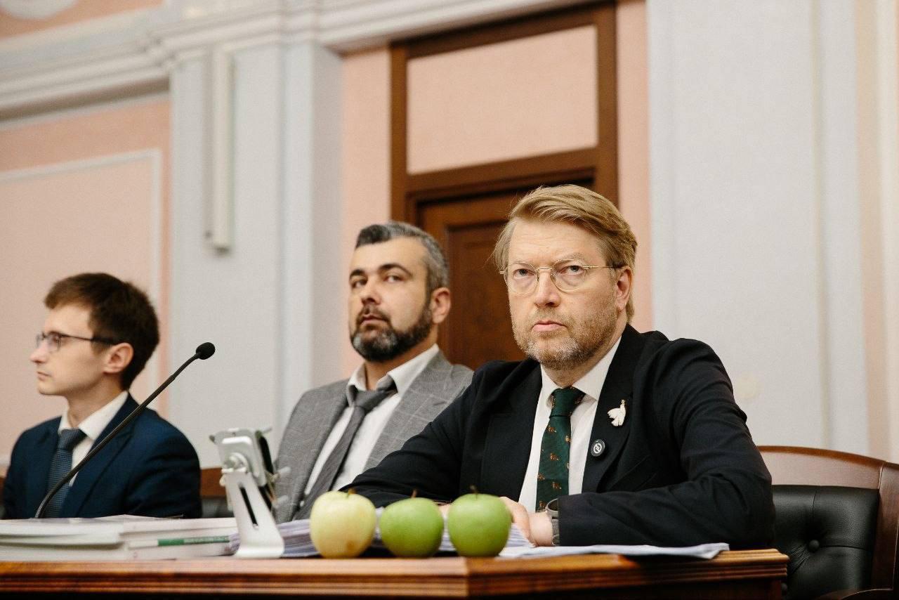 Rusiya hətta “oyuncaq müxalifətdən” də qorxdu: “Yabloko” partiyası seçkilərə buraxılmadı - VİDEO Rusiya hətta “oyuncaq müxalifətdən” də qorxdu: “Yabloko” partiyası seçkilərə buraxılmadı - VİDEO