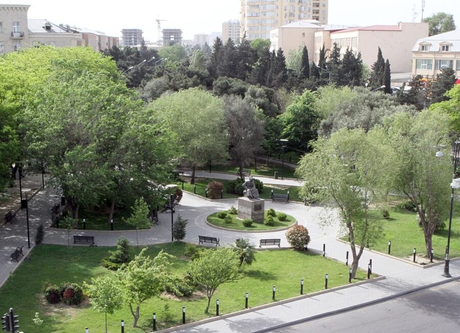 Bakının mərkəzində yeni təhlükə – Sakinlər təxliyə oluna bilər Bakının mərkəzində yeni təhlükə – Sakinlər təxliyə oluna bilər