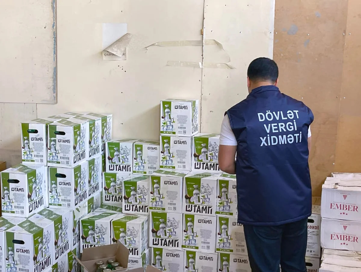 Naxçıvanda saxta aksiz markalı alkoqollu içkilər aşkarlandı &ndash; FOTO