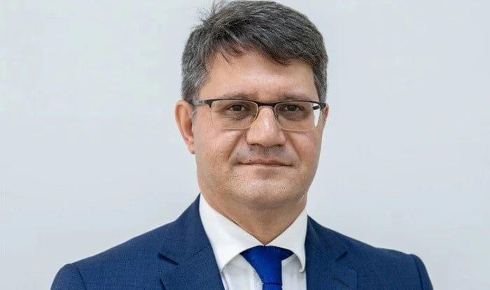 Nazir Rövşən Fətullayevi müdir təyin etdi