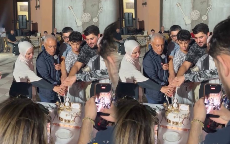 Alim Qasımov bağında ad günü etdi -Video