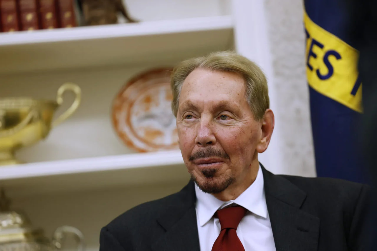 Oracle şirkətinin həmtəsisçisi Larri Ellison son iki ayda 104 milyard dollar itirdi