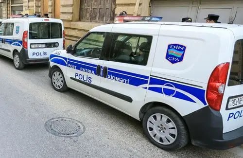 Bakıda 3 nəfər kirayədə yaşadıqları evdə bıçaqlandı
