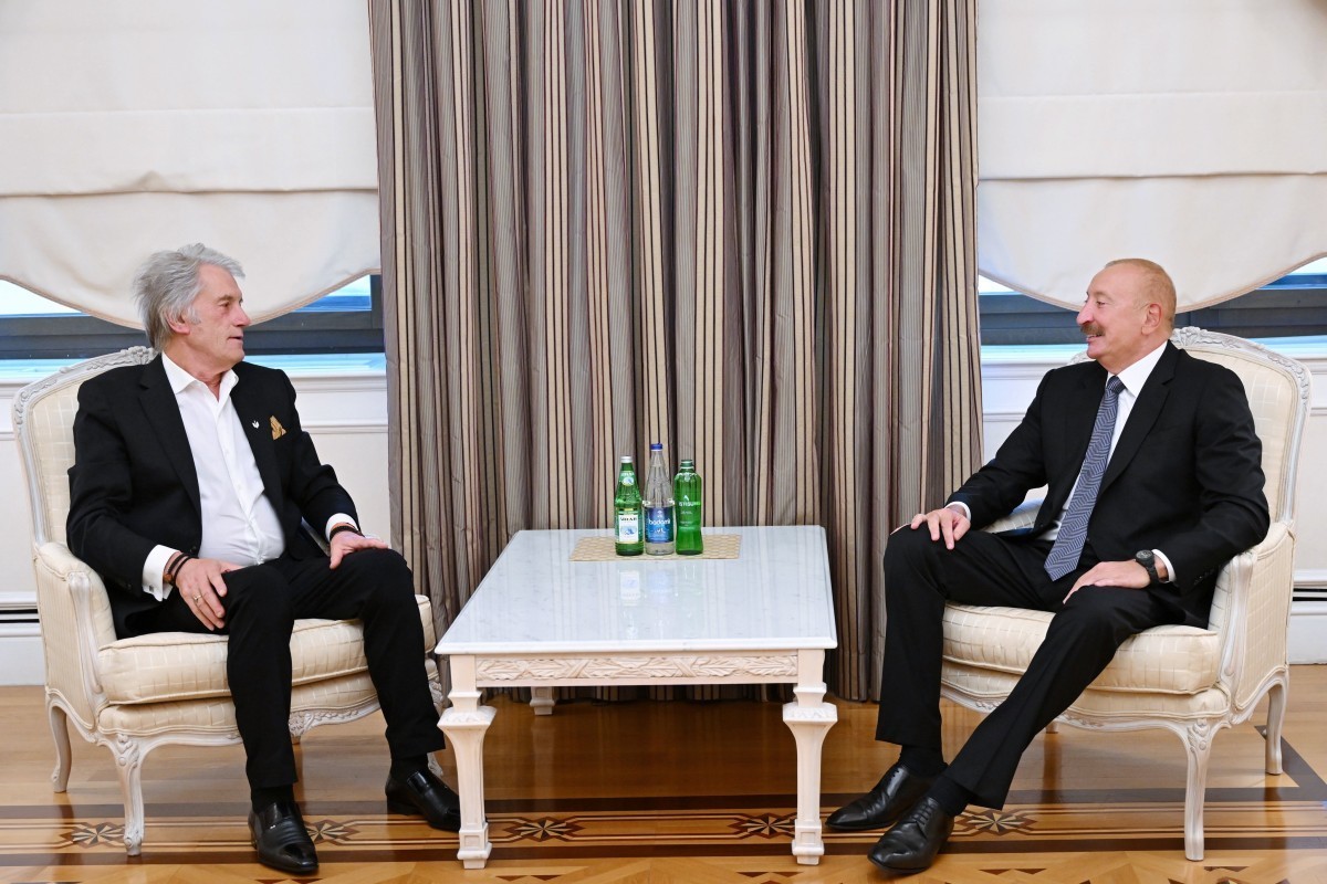 Viktor Yuşşenko İlham Əliyevə TƏŞƏKKÜR ETDİ