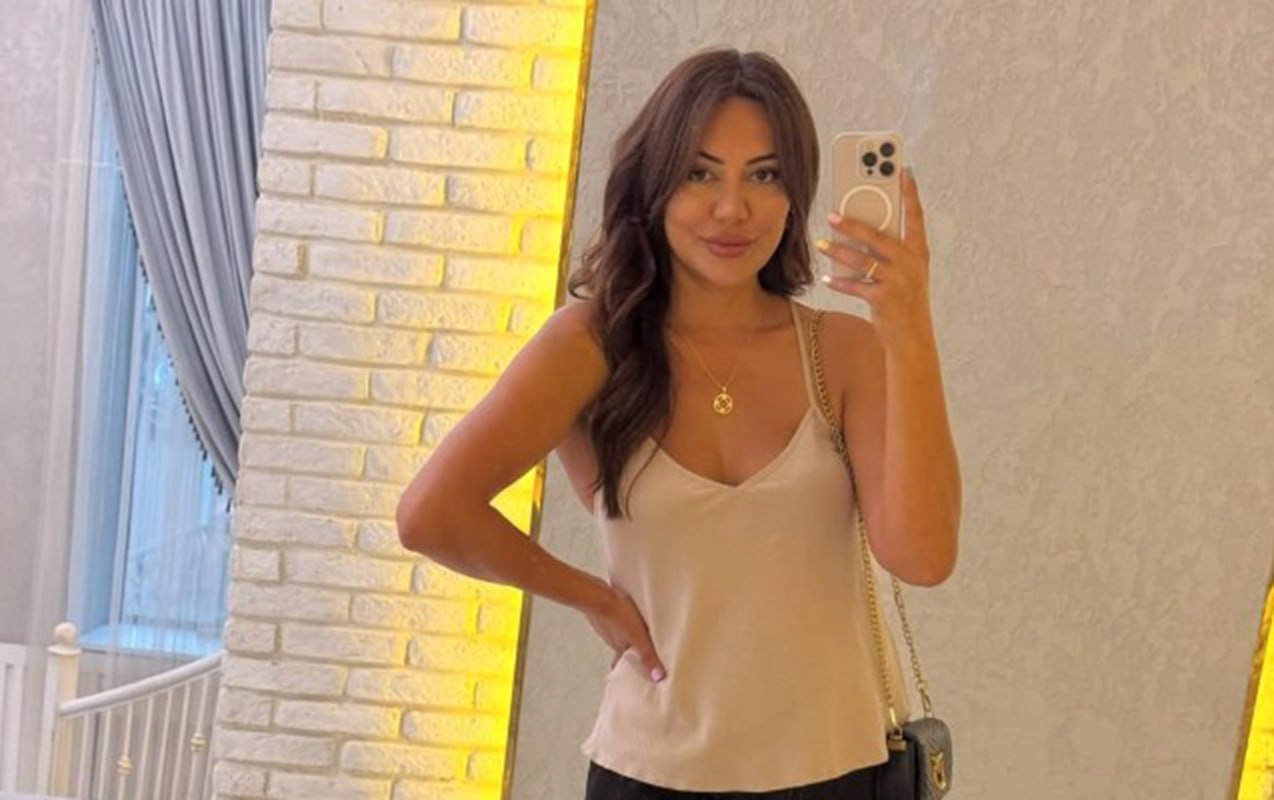 &ldquo;By Ella&rdquo; ləqəbli bloqer həbs edildi