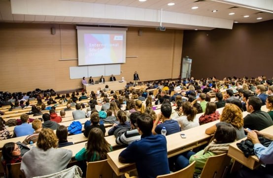 Özəl universitetlər Bakıdan köçürülə bilər &ndash; Yeni TƏKLİF GÜNDƏMDƏ