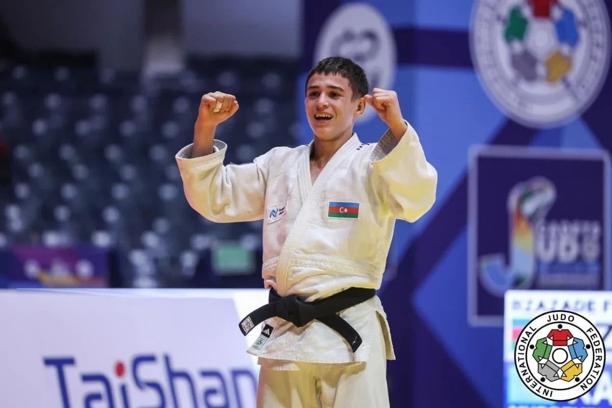 Fərid Rzazadə dünya çempionu oldu &ndash; FOTO