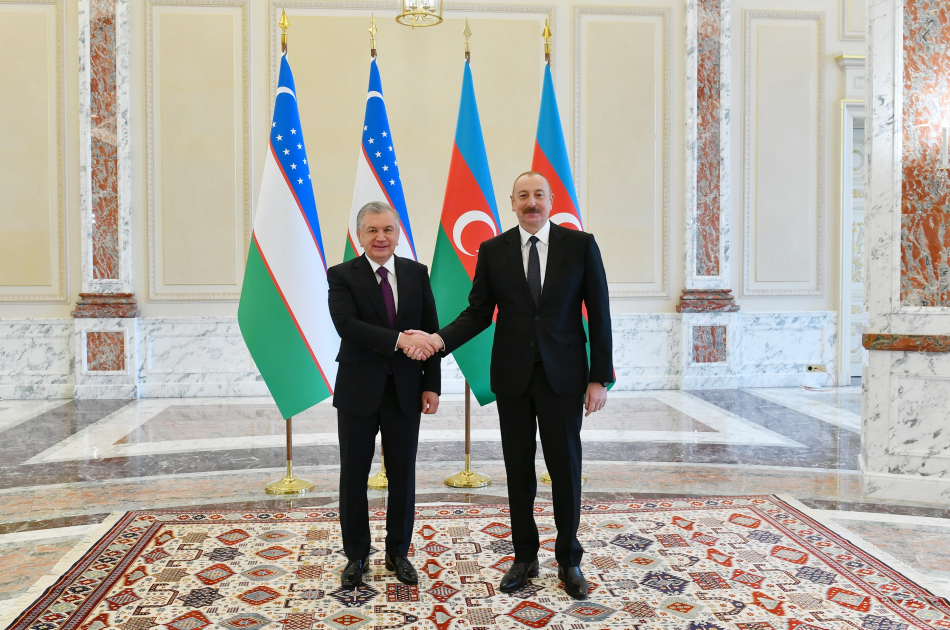 İlham Əliyev Şavkat Mirziyoyevə TƏŞƏKKÜR ETDİ