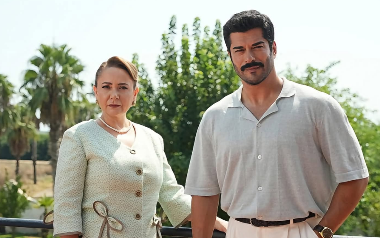 &ldquo;Ana-oğul&rdquo; arasındakı 9 yaş fərqi müzakirə yaratdı &ndash; Foto