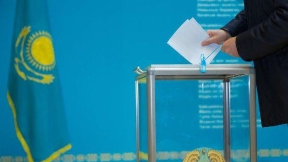 Qazaxıstandakı seçkilərdə seçici fəallığı 50 faizi ötüb